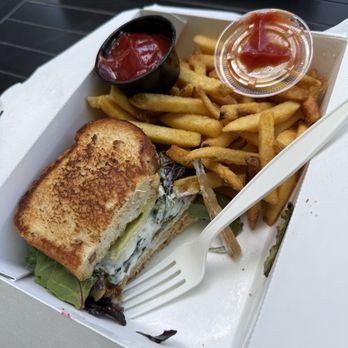 TNK Vegan Cafe - Tnk Club - Vegan Near Me - Modesto, California