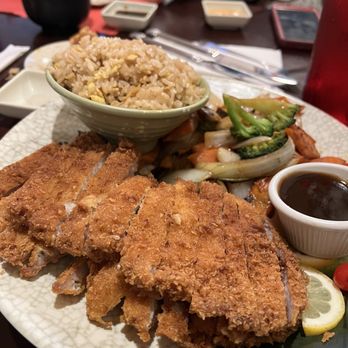 Yummy Sushi - Sushi Bars Near Me - Fernandina Beach, Florida
