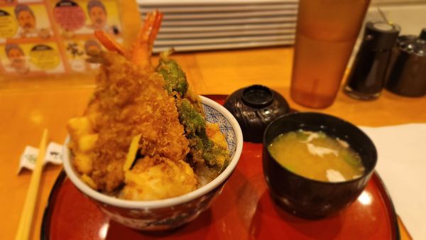 Tendon Tempura Carlos Jr by null