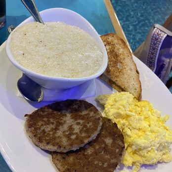Margaritaville Resort Biloxi - breakfast at the margaritaville restaurant - Resorts Near Me - Biloxi, Mississippi Margaritaville Resort Biloxi - breakfast at the margaritaville restaurant - Resorts Near Me - Biloxi, Mississippi