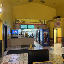 Raliberto's Taco Shop - Interior