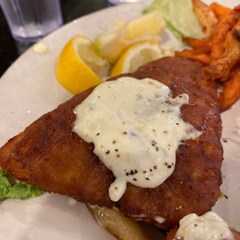 Heritage Restaurant Diner - American Near Me - Mount Sinai, New York