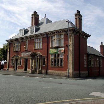 Weaver Hotel - Pubs Near Me - Runcorn, CHE Weaver Hotel - Pubs Near Me - Runcorn, CHE