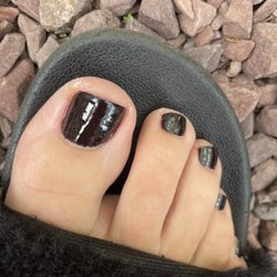 Diva Nails - Thank you for giving my crooked children looking nails. Skin isn't even cleaned well