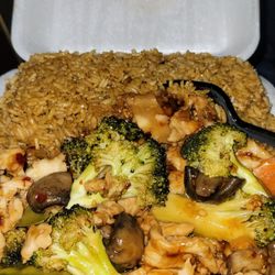 China Wok - Chicken with Garlic Sauce
