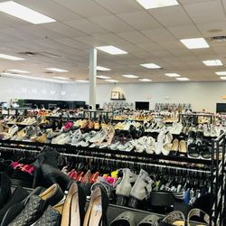 Clothes Mentor Ocoee, FL