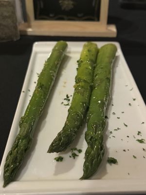 Brandy's on Main by null