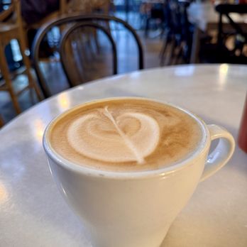 Farine Bakery & Cafe - Cappuccino with Oatmilk - Bakeries Near Me - Bellevue, Washington