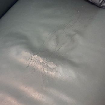 Minute Suites - Bed. Needs repairs. - Airport Lounges Near Me - Philadelphia, Pennsylvania Minute Suites - Bed. Needs repairs. - Airport Lounges Near Me - Philadelphia, Pennsylvania