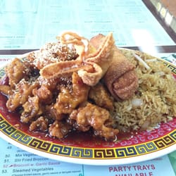 Ching's - Sesame chicken egg roll & crab Rangoon