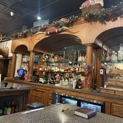 Double-O Saloon - Back bar
