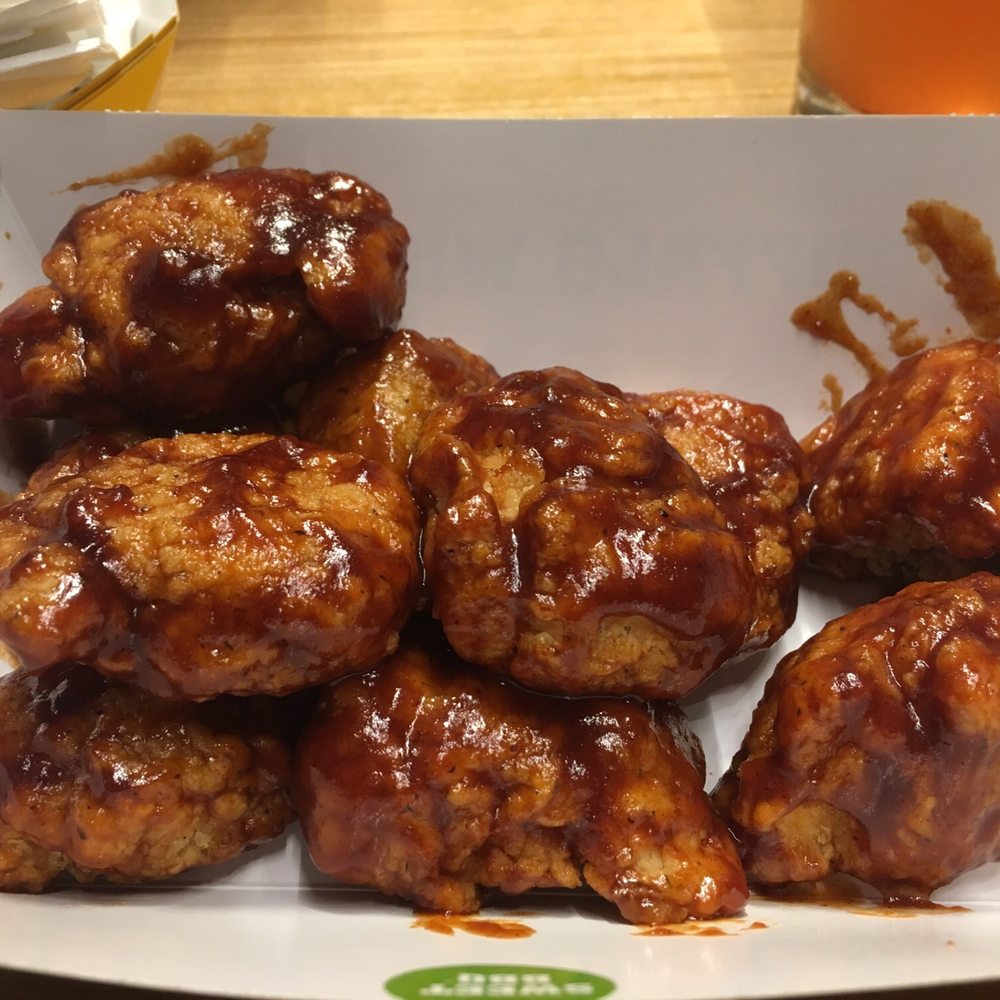 Buffalo Wild Wings - Disappointing boneless chicken honey bbq - Chicken Wings Near Me - Carson, California Buffalo Wild Wings - Disappointing boneless chicken honey bbq - Chicken Wings Near Me - Carson, California