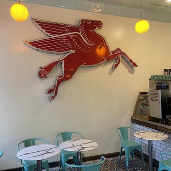 Rocco's Pizza - Excellent vibes - Pizza Near Me - New York, New York Rocco's Pizza - Excellent vibes - Pizza Near Me - New York, New York