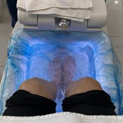 HAVEN Nails & Spa - Mmm warm