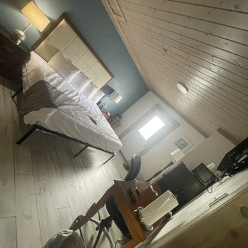 Gulf Coast Inn - Hotels Near Me - Gulf Breeze, Florida