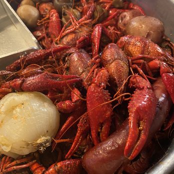 Uncle T's Oyster Bar - Crawfish - Bars Near Me - Scott, Louisiana