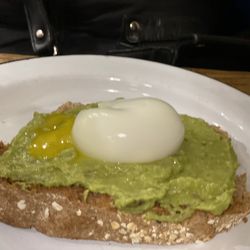 Le Blé - Podria ser más vistoso agregando una rodaja de tomate y cilantro no?