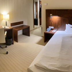 Hotel an der Oper - Einzelzimmer 5te Etage