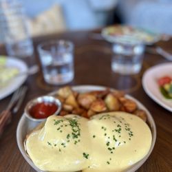 The Bungalow Kitchen - Eggs Benedict