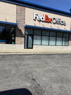 Shipping Out Swg FEDEX OFFICE PRINT & SHIP CENTER - Updated May 2026 - 5240 Dempster St ...