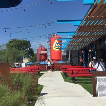 Austin Beerworks - Breweries Near Me - Austin, Texas