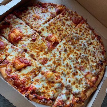 Rosati's Pizza - Pizza Near Me - Winter Park, Florida