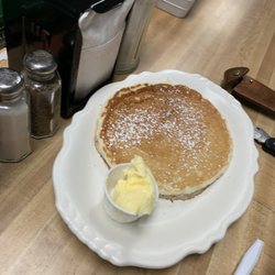 The Red Maple - Pancakes baby! Yay they were real soft