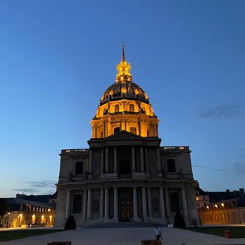 Paris Charms & Secrets - Historical Tours Near Me - Paris, 75 Paris Charms & Secrets - Historical Tours Near Me - Paris, 75