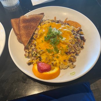 Sweet E's Cafe - Extreme mess - Cafes Near Me - Honolulu, Hawaii