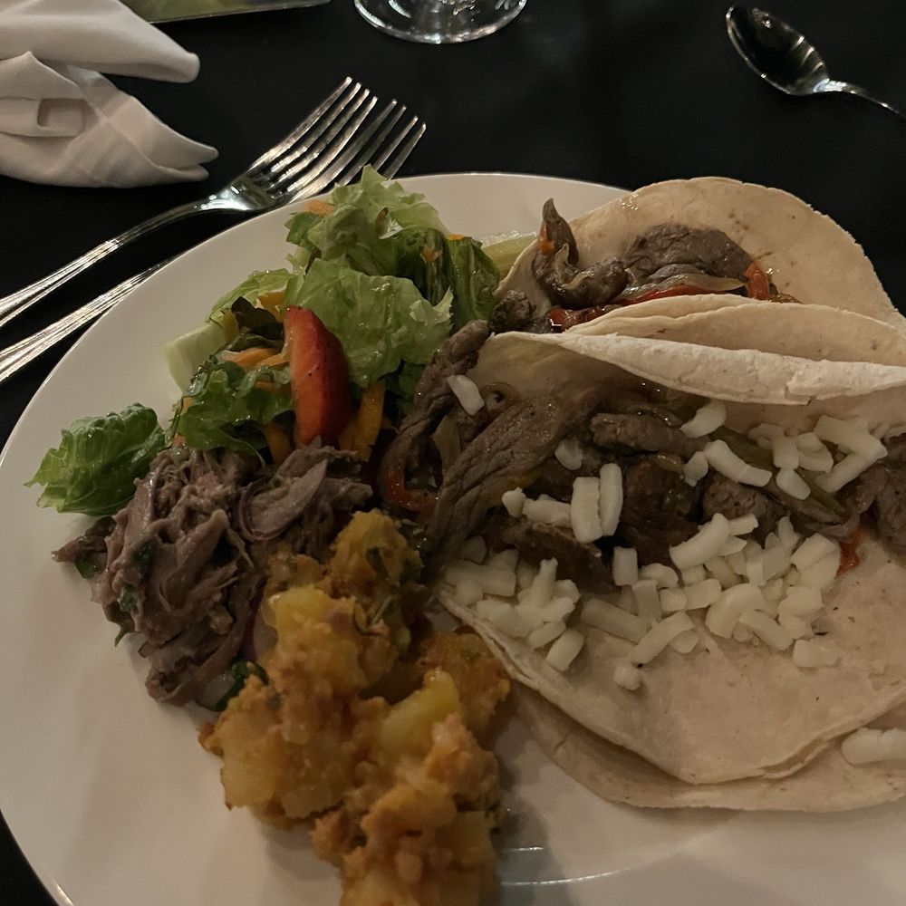 Intercontinental Presidente Cancun Resort - Private events taco bar; fresh and flavorful - Hotels Near Me - Cancún, ROO Intercontinental Presidente Cancun Resort - Private events taco bar; fresh and flavorful - Hotels Near Me - Cancún, ROO