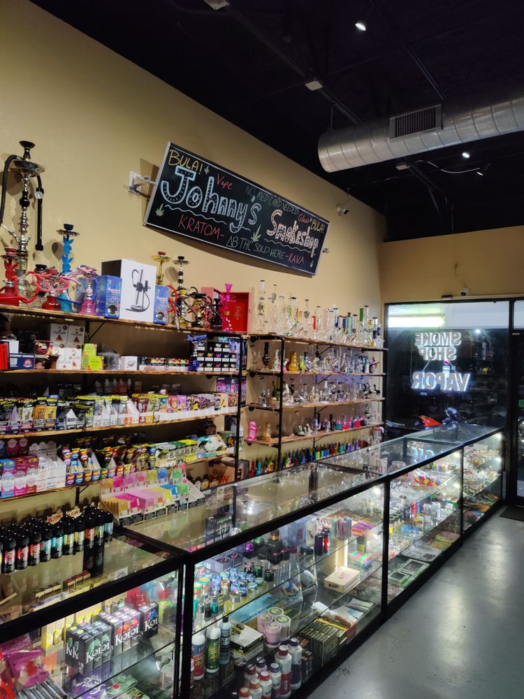 JOHNNY’S & KAVA BAR Updated August 2024 14 Photos & 13