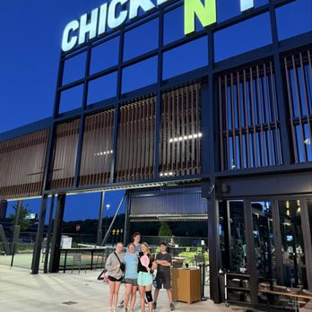 Chicken N Pickle - St Charles - Sports Bars Near Me - Saint Charles, Missouri Chicken N Pickle - St Charles - Sports Bars Near Me - Saint Charles, Missouri