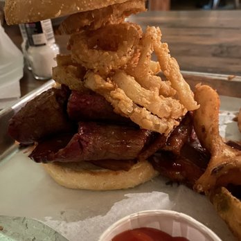 The Rail Public House - Unreal! - Tacos Near Me - Gadsden, Alabama