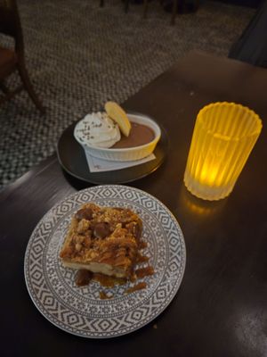 Biff's Bistro by null