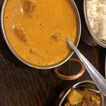 Yeti Restaurant - Chicken Tikka Masala , Eggplant and Potato - Indian Near Me - Davis, California Yeti Restaurant - Chicken Tikka Masala , Eggplant and Potato - Indian Near Me - Davis, California