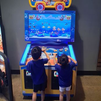 Humdingers - Arcade - Arcades Near Me - Paramus, New Jersey