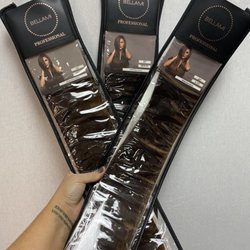 Salon 76082 - Bellami custom extensions.