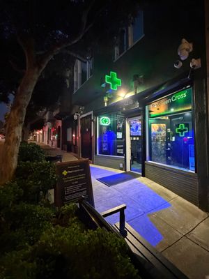 The Green Cross by null