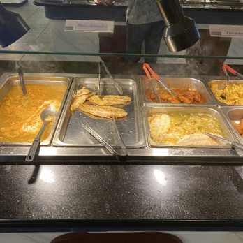 Royal Buffet - Salmon, two types fish, buffalo wings, crab Rangoon. - Buffets Near Me - Findlay, Ohio