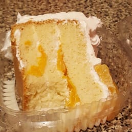 Peach tres leches is ok, too bad they use can peaches to make this cake..