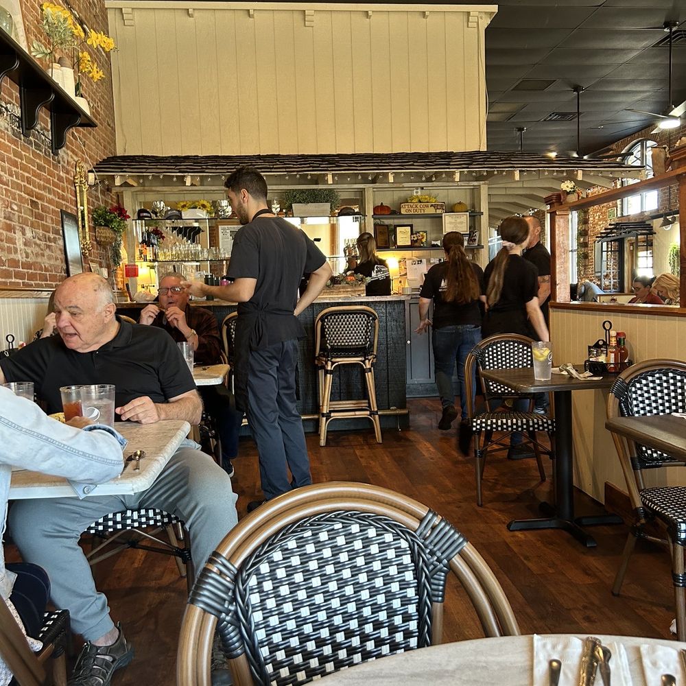 Waffle Shop - Full bar and luxe country vibe - Waffles Near Me - Lincoln, California Waffle Shop - Full bar and luxe country vibe - Waffles Near Me - Lincoln, California