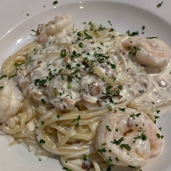 Caffe Buon Gusto - Linguini Shrimp Carbonara - Italian Near Me - New York, New York Caffe Buon Gusto - Linguini Shrimp Carbonara - Italian Near Me - New York, New York