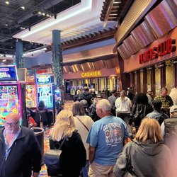 Bally's Twin River Lincoln - Line to cash a ticket. WTF.