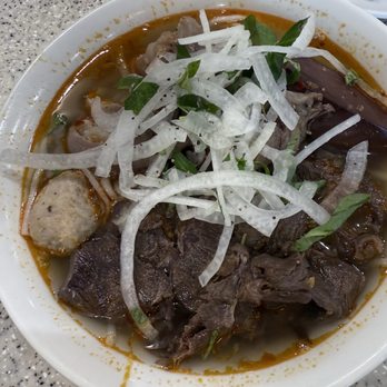 Kim Hoa Hue Restaurant 2 - Bun Bo Hue - Vietnamese Near Me - Temple City, California