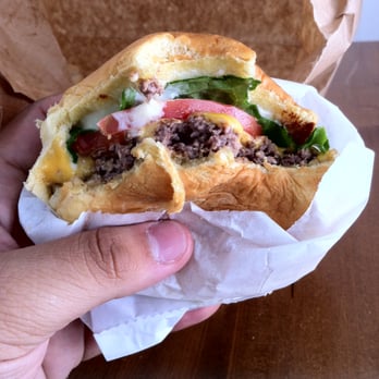 Yo-Burger - Cheeseburger w/ lettuce, tomato, mayo (toppings are free of charge) - Burgers Near Me - Bronx, New York