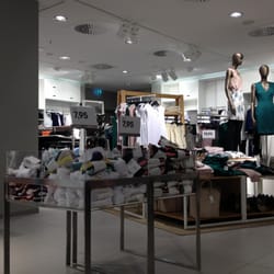 H & M