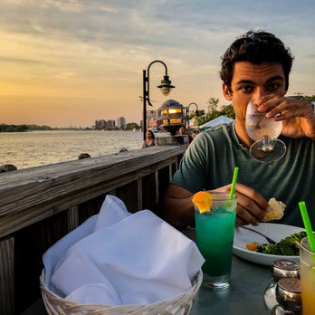 Pilot House - Seafood Near Me - Wilmington, North Carolina Pilot House - Seafood Near Me - Wilmington, North Carolina