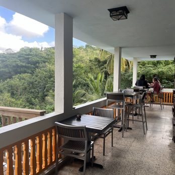 Mango Taphouse and Gastropub - Outdoor deck / patio seating - New American Near Me - Vieques, Puerto Rico Mango Taphouse and Gastropub - Outdoor deck / patio seating - New American Near Me - Vieques, Puerto Rico