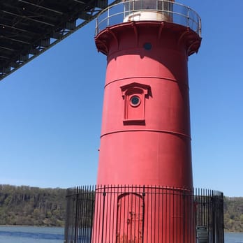 The Little Red Lighthouse - Landmarks & Historical Buildings Near Me - New York, New York The Little Red Lighthouse - Landmarks & Historical Buildings Near Me - New York, New York