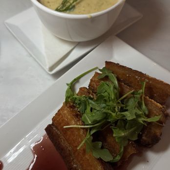 Russell's on Lake Ivanhoe - American Near Me - Orlando, Florida